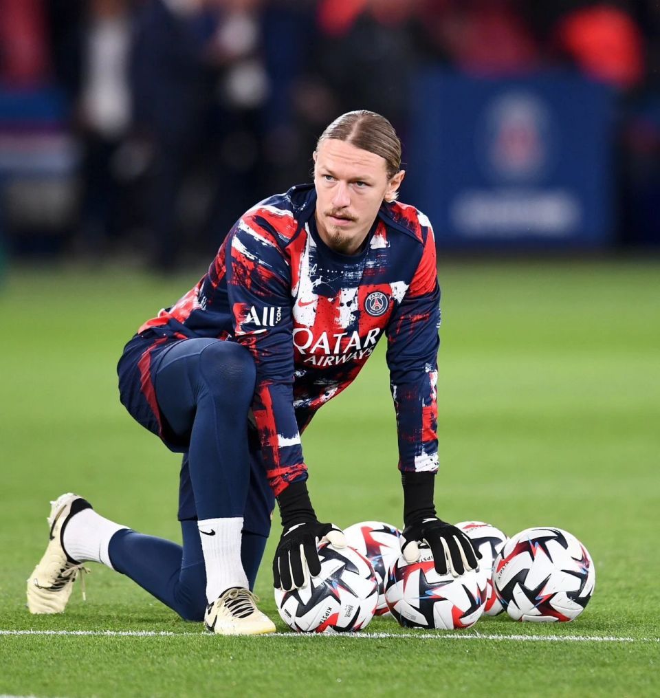 斯人, 实际上, 加深 斯人, 实际上, 加深