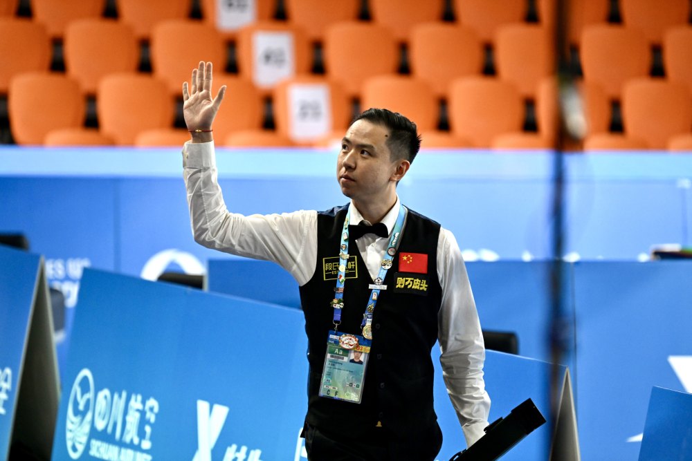 并向球迷挥, 男子斯诺克 并向球迷挥, 男子斯诺克